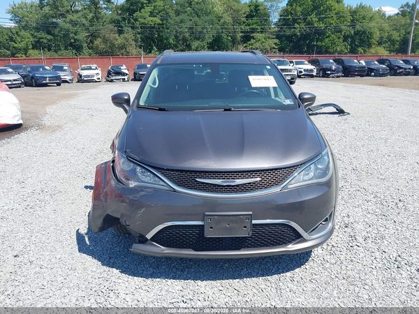 2018 CHRYSLER PACIFICA TOURING L — I115