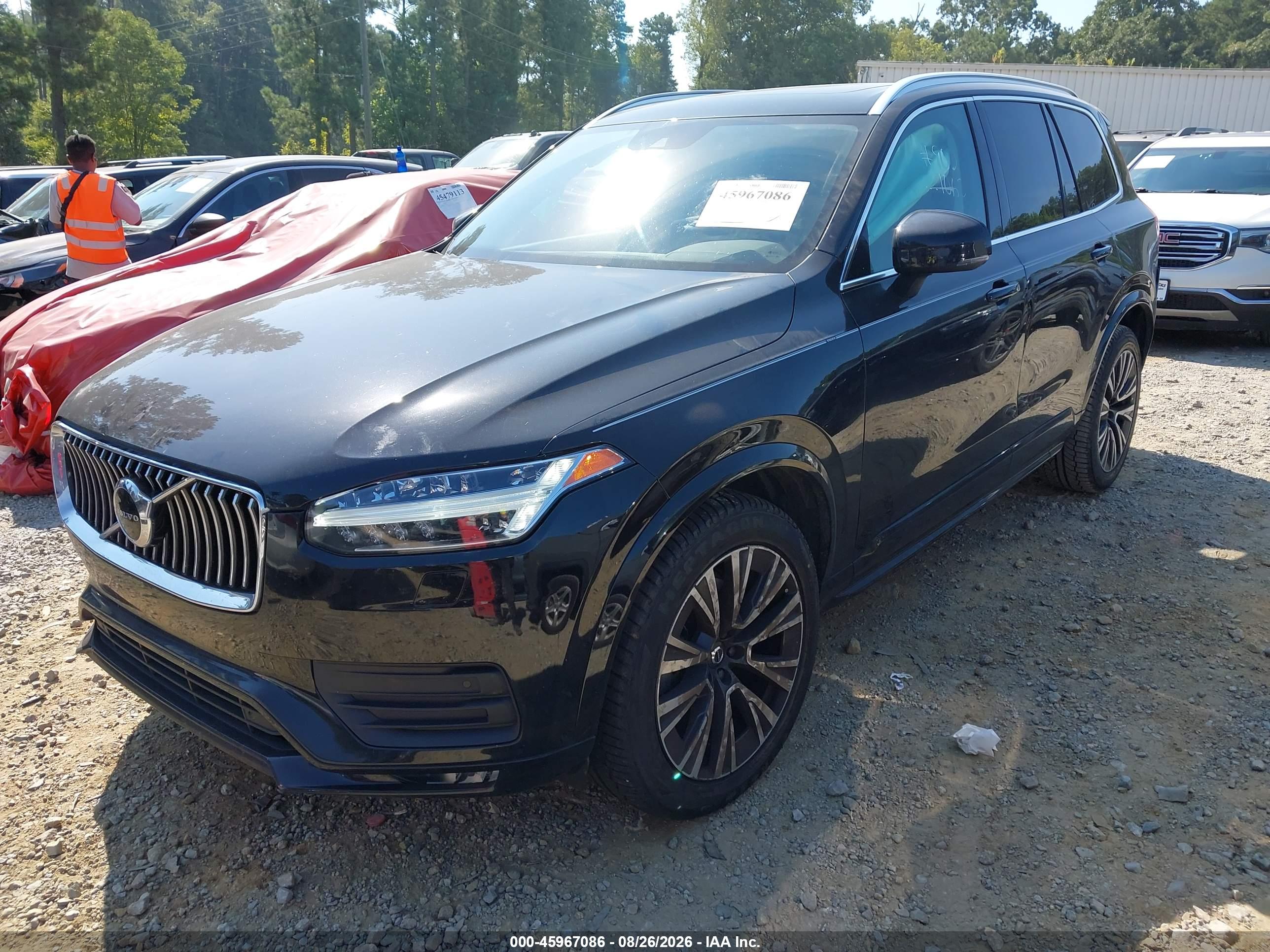 2021 VOLVO XC90 T5 MOMENTUM 7 PASSENGER — I2