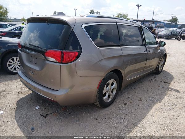 2017 CHRYSLER PACIFICA TOURING-L PLUS — I4