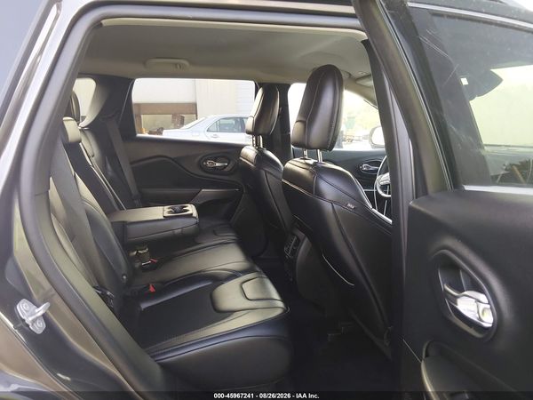 2019 JEEP CHEROKEE LATITUDE PLUS FWD