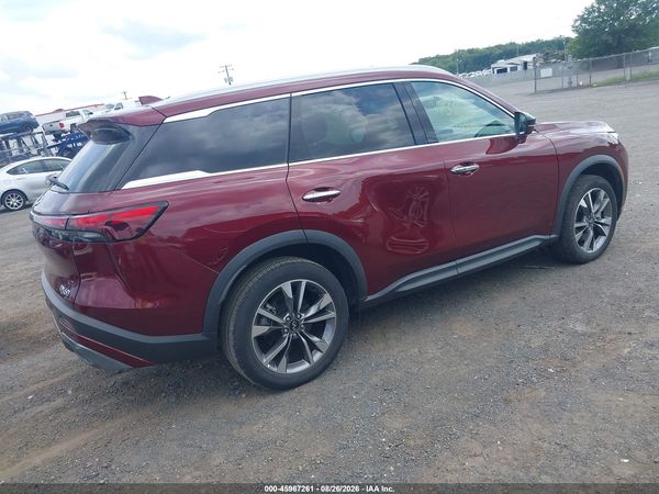 2022 INFINITI QX60 LUXE — I4