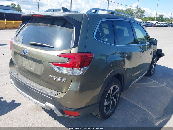 2022 SUBARU FORESTER TOURING