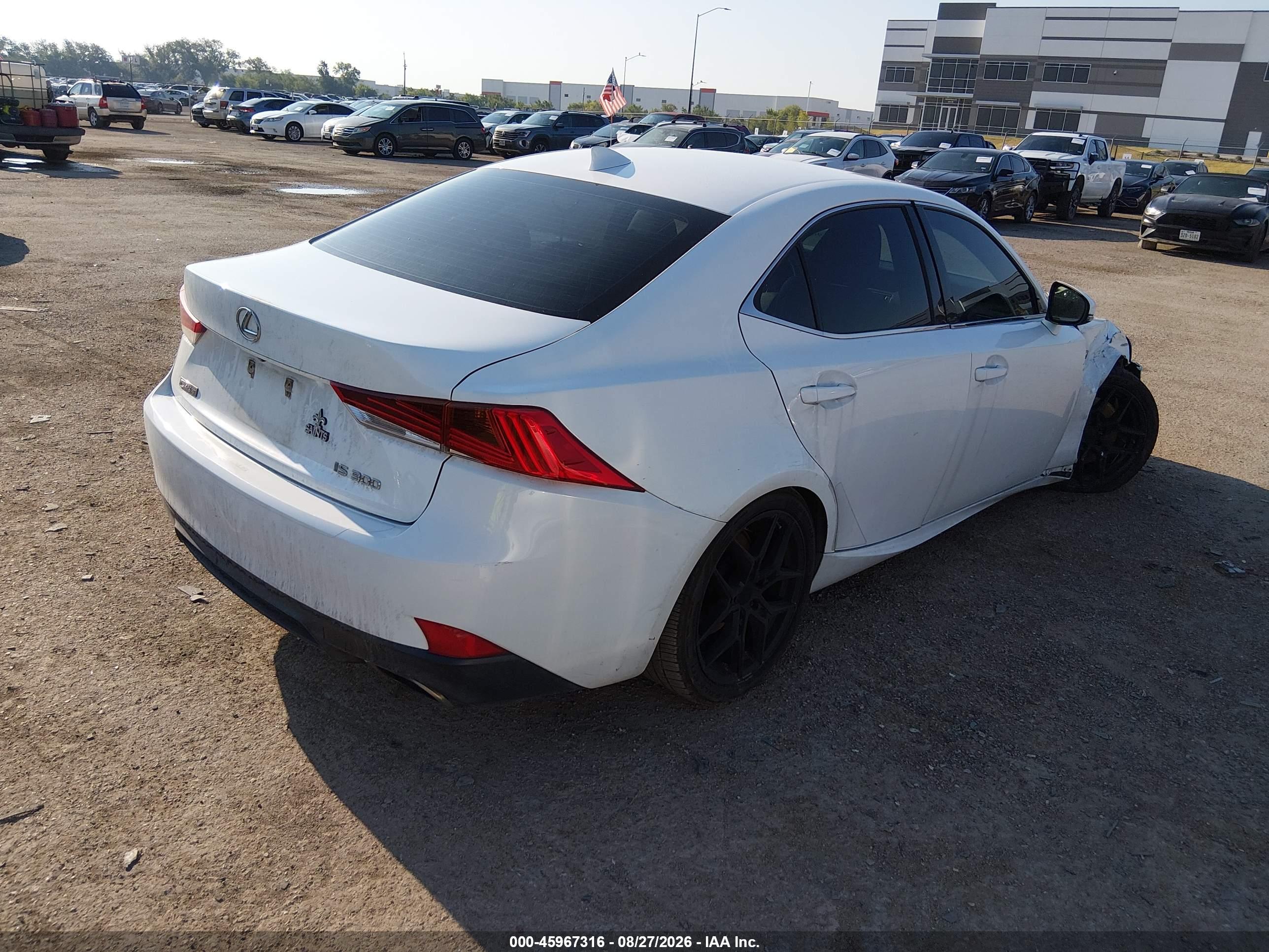 2018 LEXUS IS 300 — I4