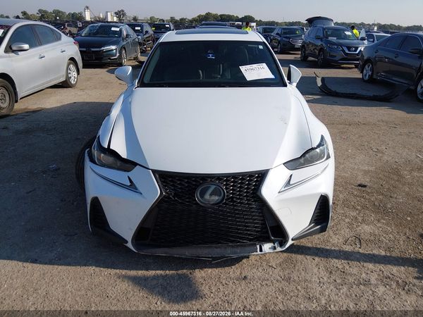 2018 LEXUS IS 300 — I115