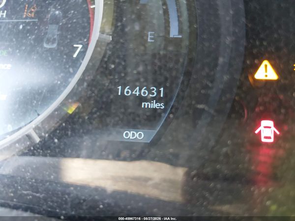 2018 LEXUS IS 300 — I118