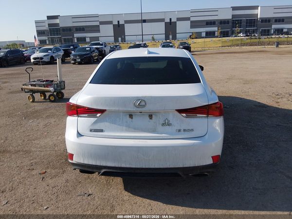 2018 LEXUS IS 300 — I119