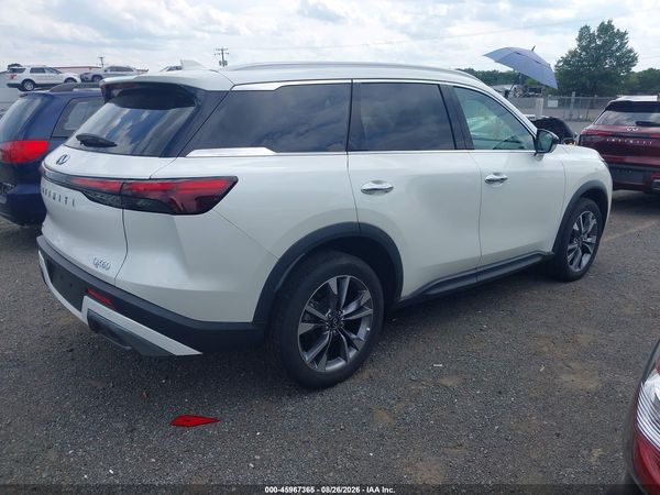 2022 INFINITI QX60 LUXE AWD — I4