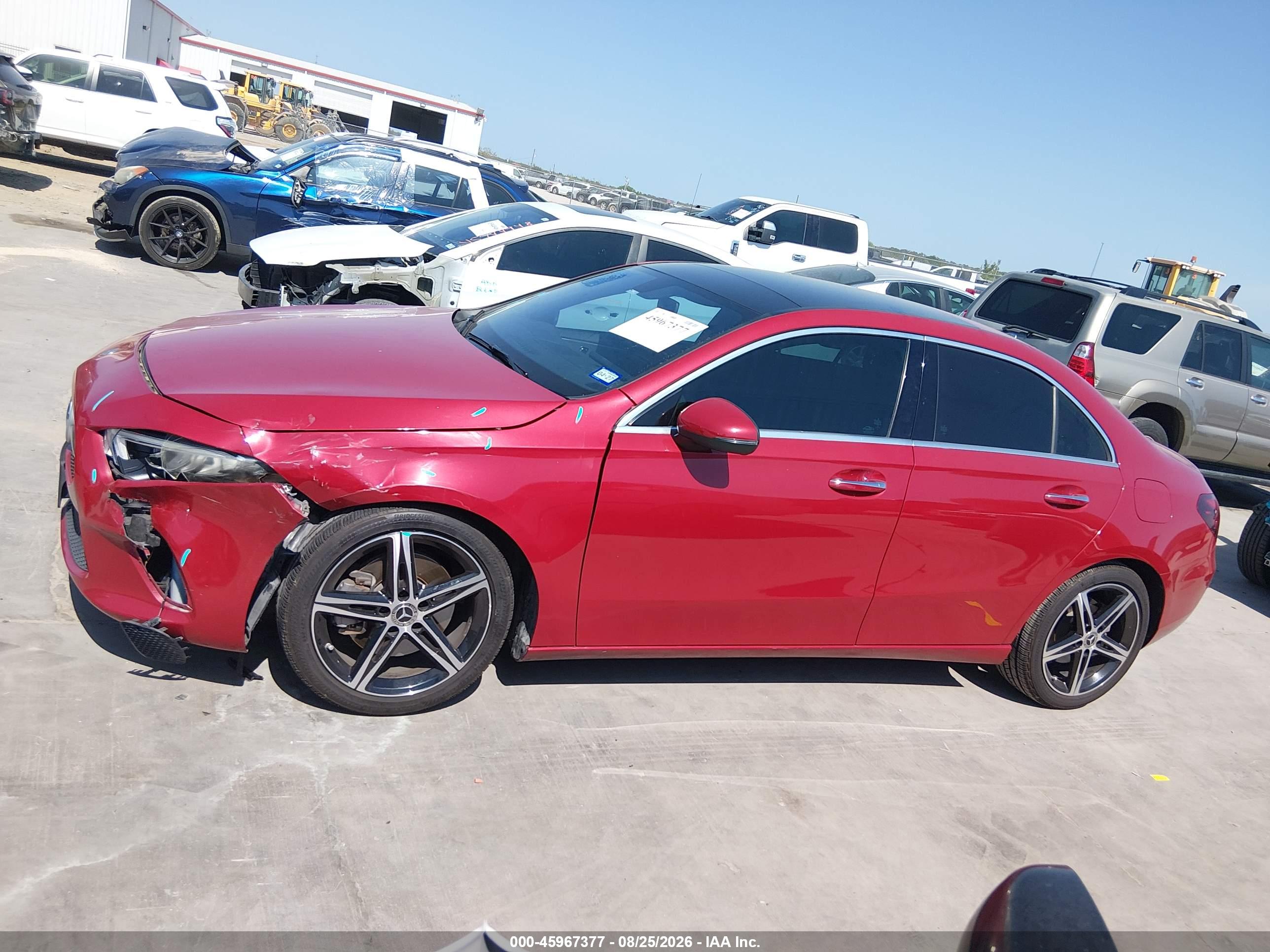 2021 MERCEDES-BENZ A 220 A220