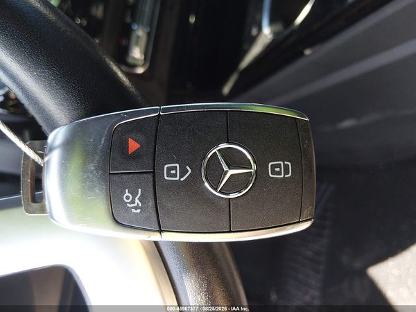 2021 MERCEDES-BENZ A 220 A220