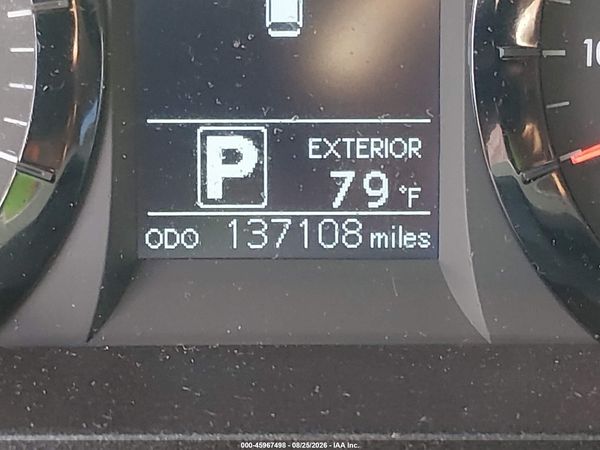 2017 TOYOTA SIENNA LE 8 PASSENGER