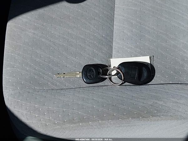 2017 TOYOTA SIENNA LE 8 PASSENGER