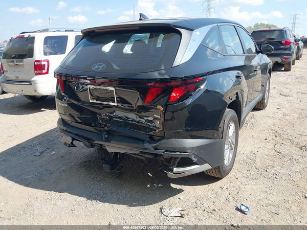 2026 HYUNDAI TUCSON SE