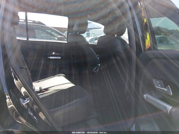 2022 MERCEDES-BENZ GLB 250 GLB250