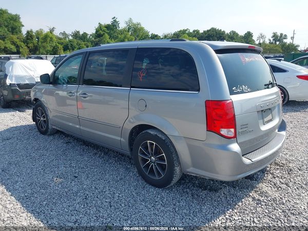 2017 DODGE GRAND CARAVAN SXT — I3