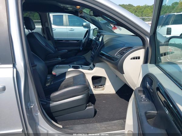 2017 DODGE GRAND CARAVAN SXT — I5