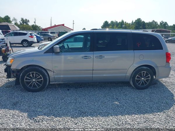 2017 DODGE GRAND CARAVAN SXT — I117