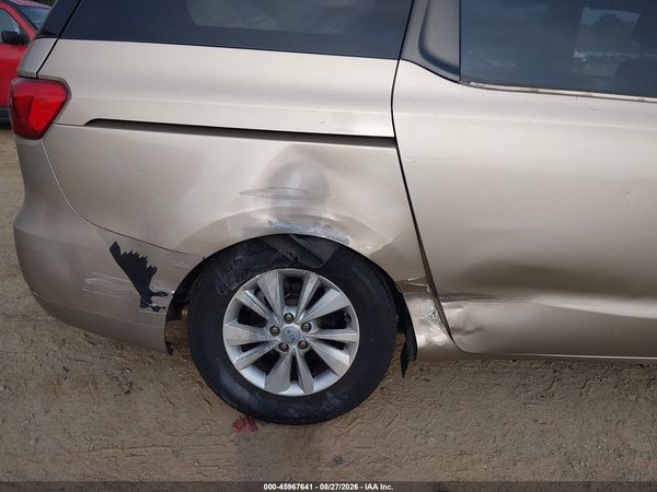 2017 KIA SEDONA LX