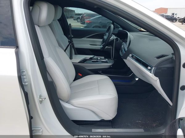 2025 CADILLAC LYRIQ LUXURY 1 RWD — I5
