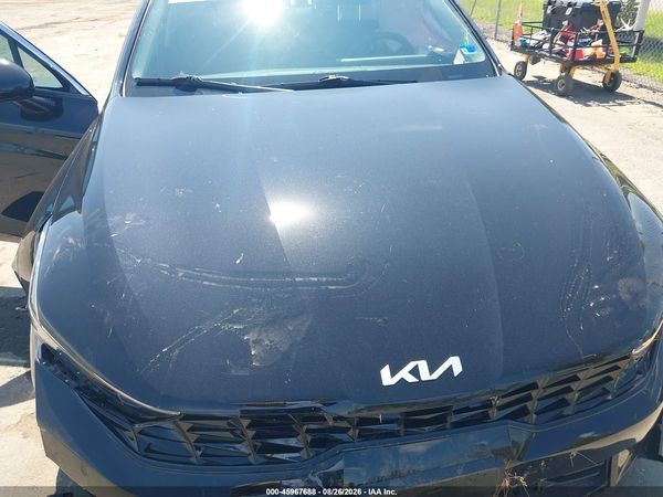 2025 KIA K5 LXS — I10