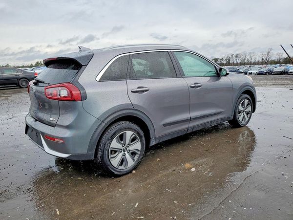2018 KIA NIRO