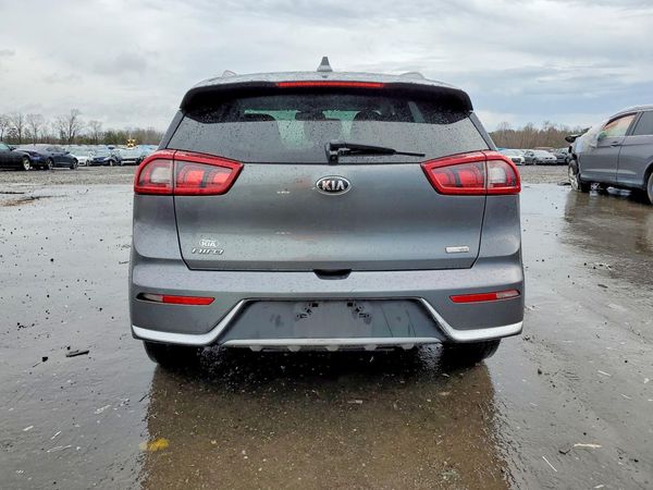 2018 KIA NIRO