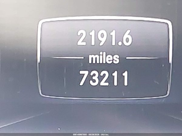 2017 INFINITI QX30 PREMIUM — I118
