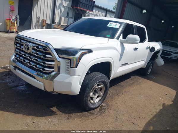 2026 TOYOTA TUNDRA SR5 CREWMAX 5.5' BED — I2