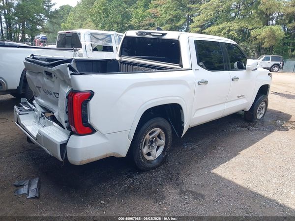 2026 TOYOTA TUNDRA SR5 CREWMAX 5.5' BED — I4