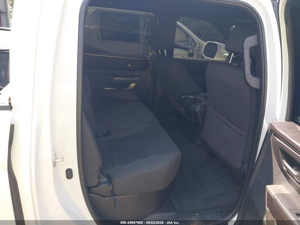 2026 TOYOTA TUNDRA SR5 CREWMAX 5.5' BED — I8