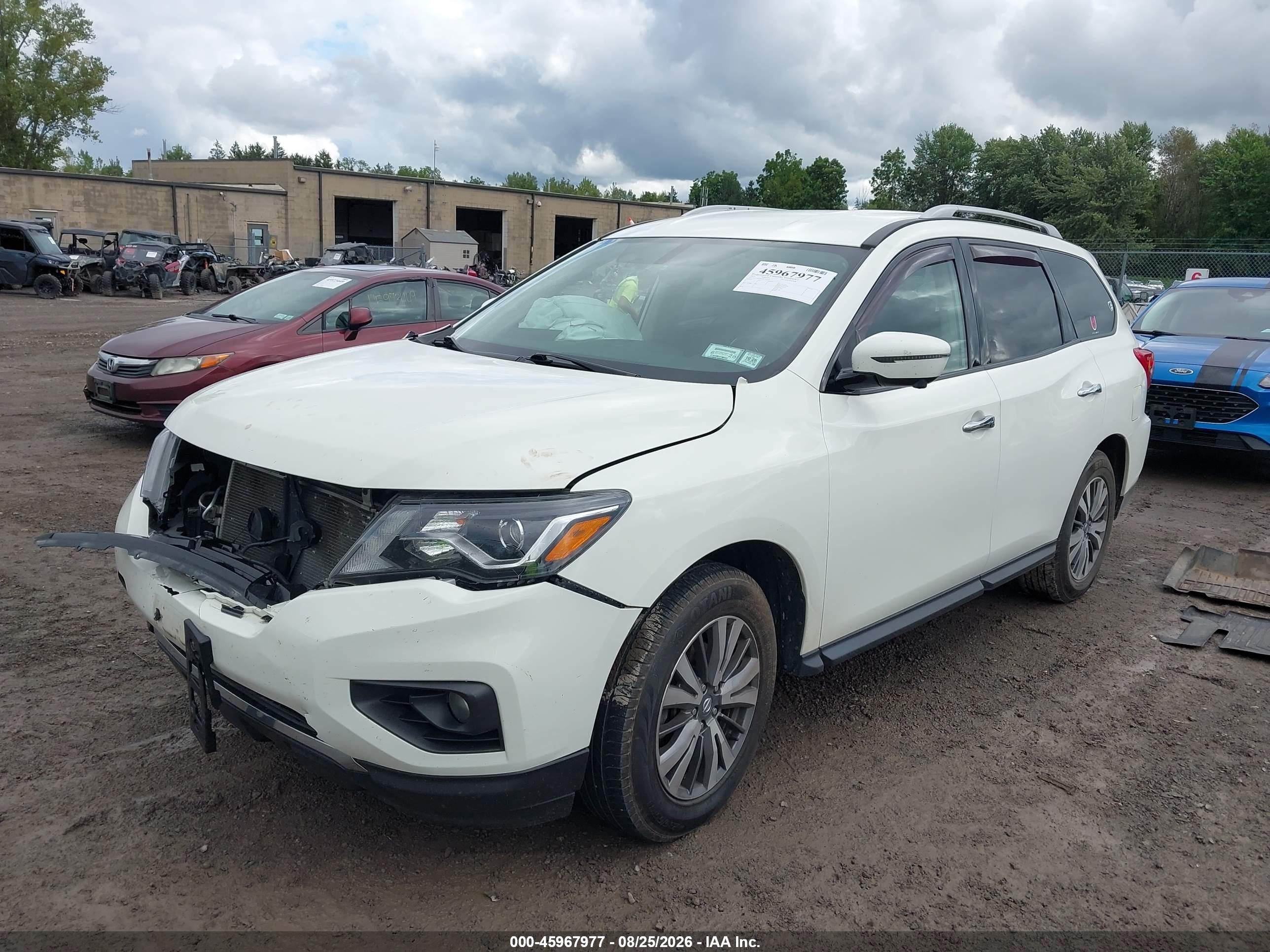 2019 NISSAN PATHFINDER SL — I2