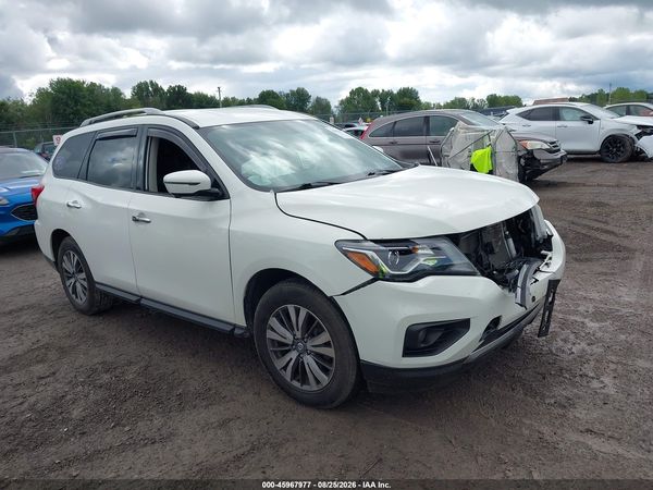 2019 NISSAN PATHFINDER SL — I1