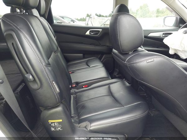2019 NISSAN PATHFINDER SL — I8