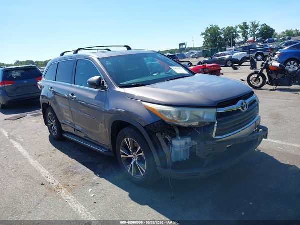 2016 TOYOTA HIGHLANDER XLE V6 — I1