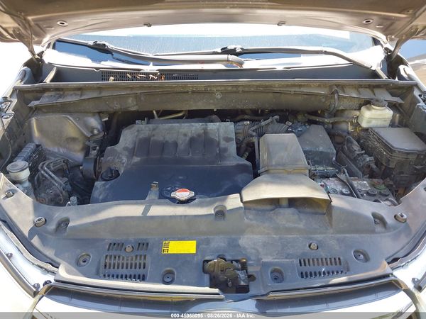 2016 TOYOTA HIGHLANDER XLE V6 — I10