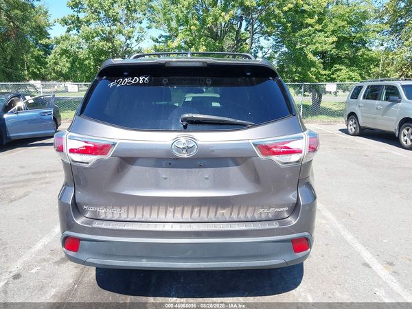 2016 TOYOTA HIGHLANDER XLE V6 — I119