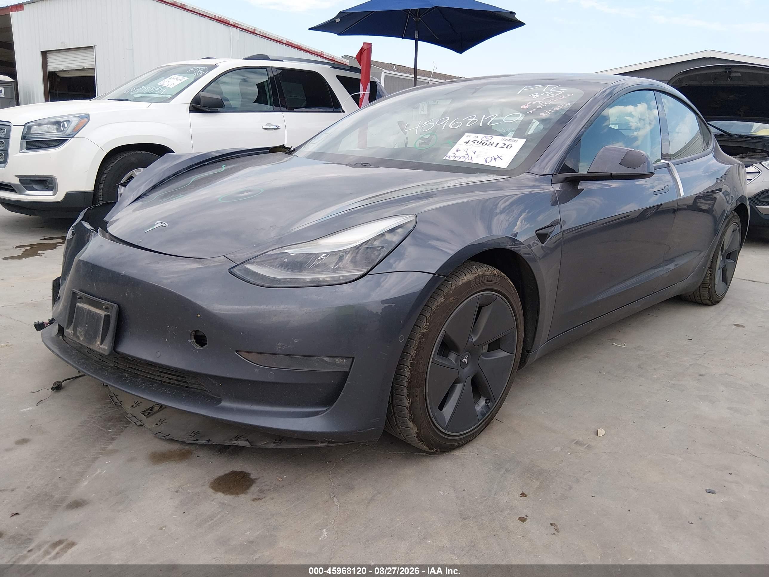 2021 TESLA MODEL 3 — I2