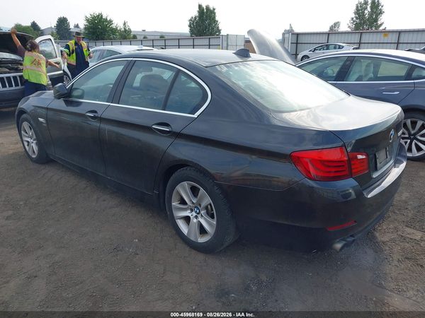2012 BMW 528I XDRIVE — I3