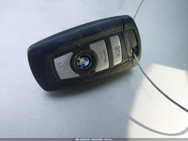 2012 BMW 528I XDRIVE — I11