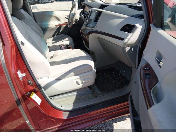 2012 TOYOTA SIENNA XLE V6 8 PASSENGER — I5