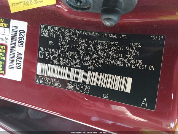 2012 TOYOTA SIENNA XLE V6 8 PASSENGER — I9