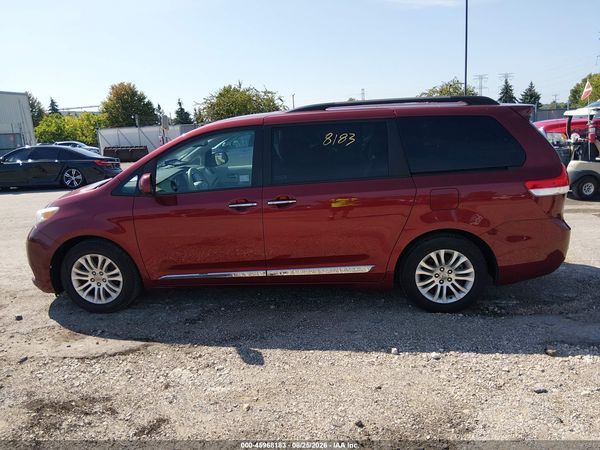 2012 TOYOTA SIENNA XLE V6 8 PASSENGER — I117
