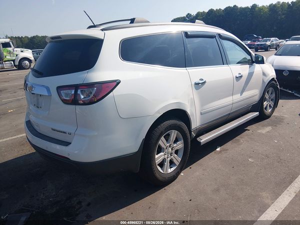 2014 CHEVROLET TRAVERSE LT — I4