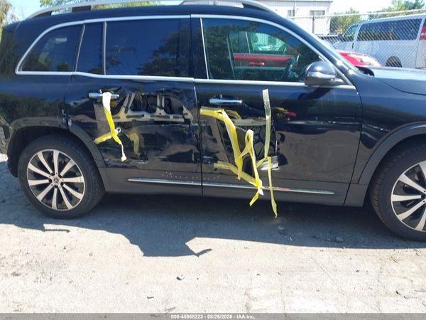 2022 MERCEDES-BENZ GLB 250 4MATIC — I116