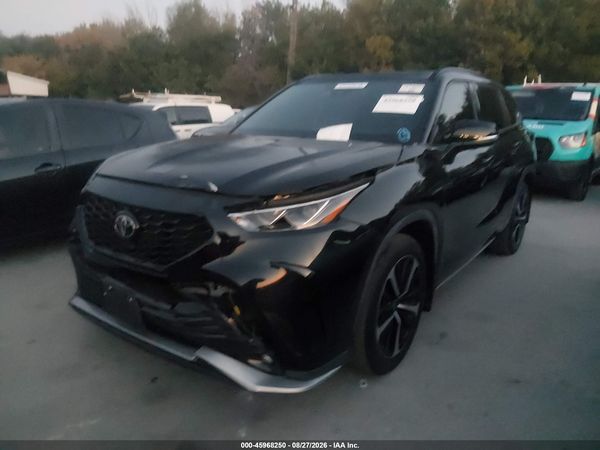 2021 TOYOTA HIGHLANDER XSE