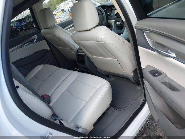 2025 CADILLAC XT5 AWD PREMIUM LUXURY — I8