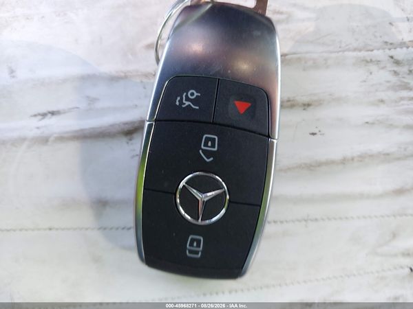 2022 MERCEDES-BENZ GLC 300 SUV — I13