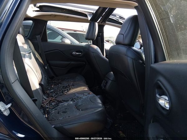 2016 JEEP CHEROKEE TRAILHAWK — I8