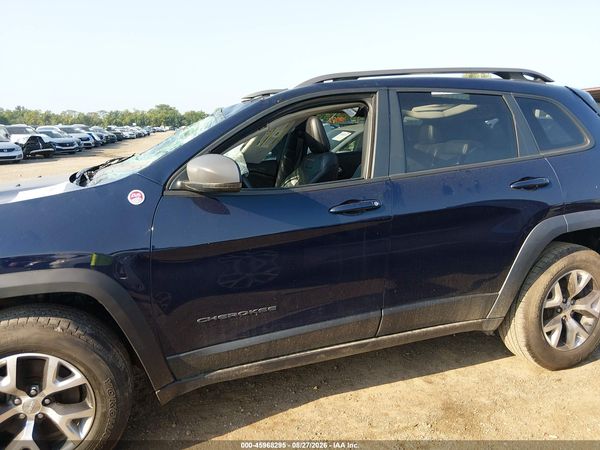 2016 JEEP CHEROKEE TRAILHAWK — I117