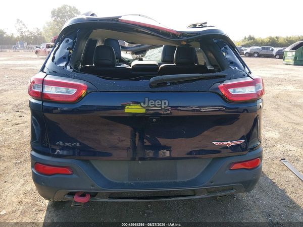 2016 JEEP CHEROKEE TRAILHAWK — I119