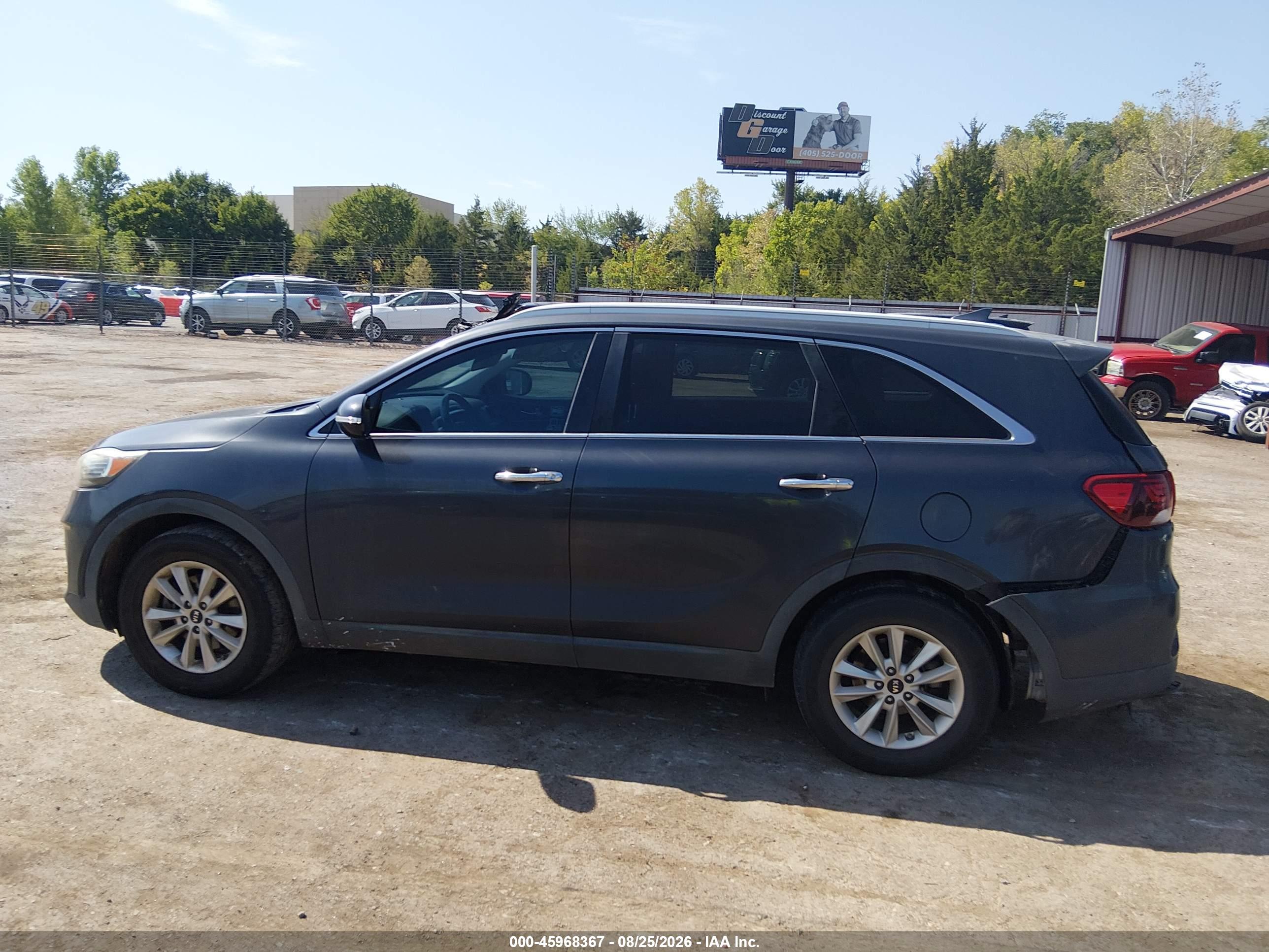 2019 KIA SORENTO 2.4L LX